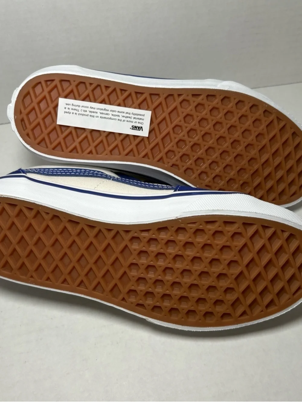 NEW Vans Low Sk8 Skate Shoes Sneakers Blue Cream Kids Youth 3